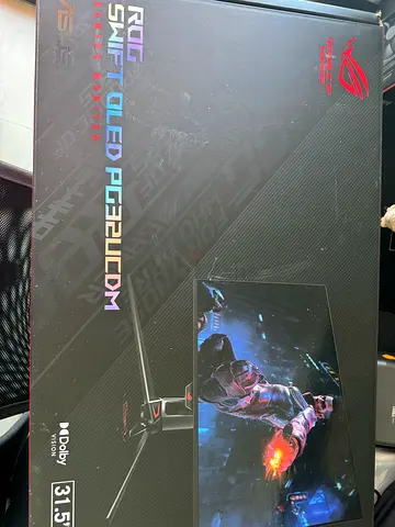 ASUS ROG Swift OLED PG32UCDM 31.5 inch Gaming Monitor - very slight usage, less than 4 months