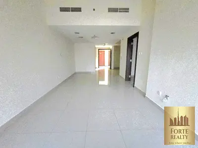 1 BHK UNFURNISHED | SPACIOUS LAYOUT | HUGE BALCONY WITH A POOL VIEW
