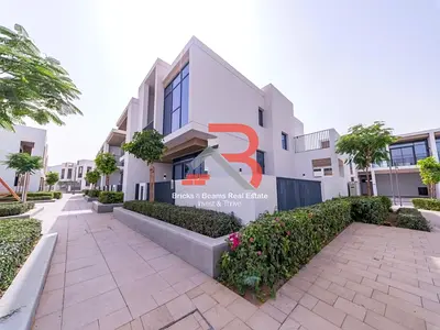 فيلا من 4 غرف نوم | بليس أرابيان رانشز 3 | إطلالات على الحديقة والمسبح | حديقة خاصة