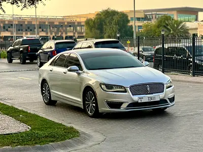 2017 Lincoln MKZ Premiere - GCC not negotiable