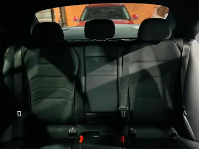 Mercedes-Benz E-Class E 300, миниатюра 12