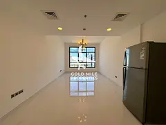 Luxury 1 Bedroom + Study - Close to Metro - Pool &amp; GYM