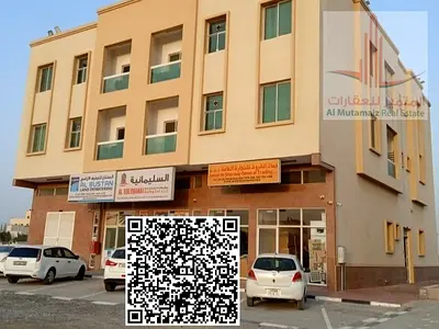 بنايه تجاري للبيع بالجرف علي شارع جدة مباشر من المالك
