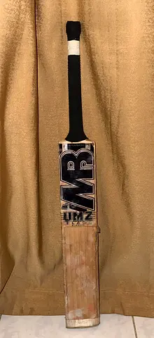 UMZ Black Edition English Willow Bat 2.8lbs | Strong Ping | Excellent Condition