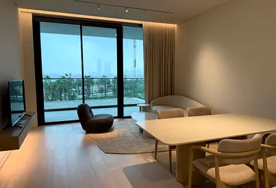 Luxury Waterfront Living 2 BR | Furnished | Vacant