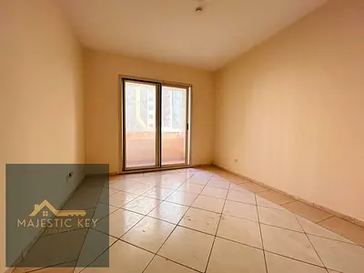 BIGGEST APARTMENT!!1BHK APARTMENT WITH BALCONY AND CENTRALISED AC AND CENTRALISED GAS JUST IN 33k
