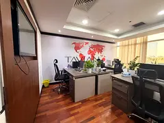 FULLY FURNISHED OFFICE PRIME LOCATION NEAR METRO