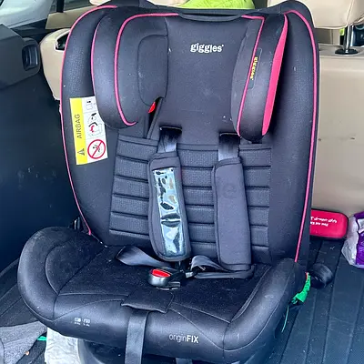 Giggles Car Seat in Excellent Condition