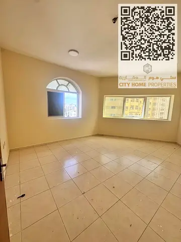 🔥 48,000 فقط | شقة واسعة 3 غرف + 2 صالة (قابلة لـ 4 غرف) | قريبة من الكورنيش 🔥