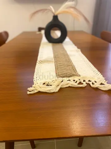 🍽 ikea Extendable Dining Table Set 
(6 (1.85*1 m)– 8 (2.75*1m )Seater)
Excellent condition