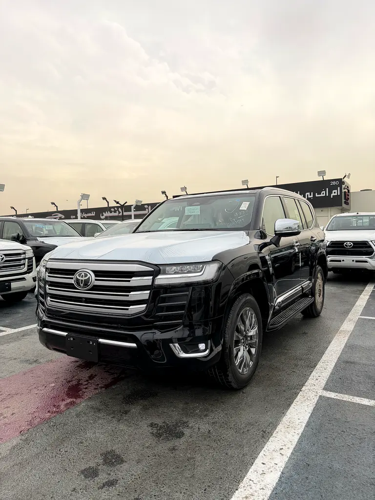 Toyota Land Cruiser 2026 — photo 1 of 16
