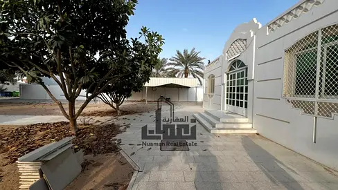 فيلا مجددة بالكامل للبيع في النوف – الشارقة | مساحة 16,000 قدم