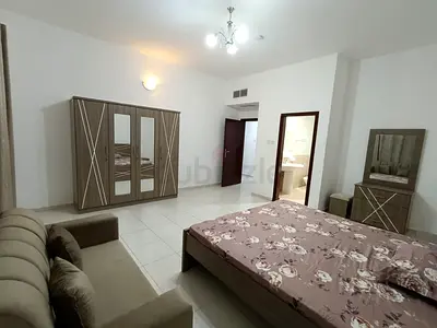 Master bedroom available for rent