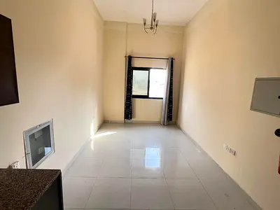 استديو تاني ساكن صرف صحي مجاني طابق ارضي تكييف مركزي صيانه فري سكن عائلات