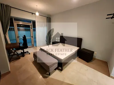 FREE CHILLER // LARGE LAYOUT // GOOD PRICE // TWO COVERED PARKING