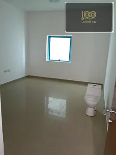 2 Bedroom Apartment for Rent in Al Nuaimiya 3 on Khalifa Street Prime Location with Free Parking