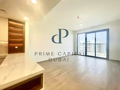 ISLAND KITCHEN, TOWNHOUSES VIEW, BRAND NEW