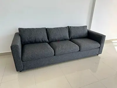 Comfortable 3 seater sofa in excellent condition. Minimal use, no damage. Perfect for family living