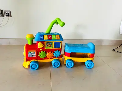Colorful Learning and riding  Train Toy with sound and light