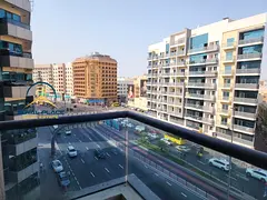 Spacious | Near Metro | Closed Kitchen