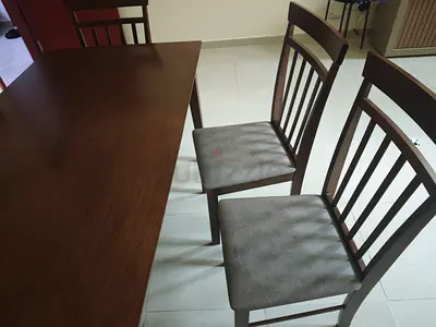 Wooden dining table with 6 Chairs
