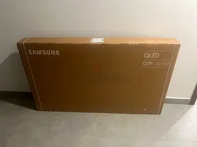 Samsung QLED TV Q7F, 65-inch - Brand New Condition