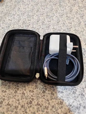 Apple original wall charger 30w usb c + high quality braided 2.5 meter long MagSafe 3 Cable to USB-C