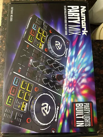 Numark Party Mix DJ Controller