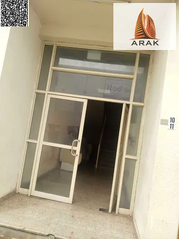 🔥 فرصة مميزة للاستثمار والسكن في عجمان! 🔥  🏢 غرف للإيجار – الجرف (شامل جميع الخدمات)