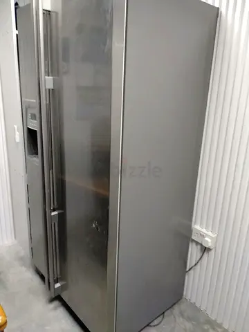 2 door fridge