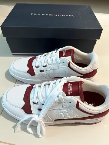 Authentic Brand New Unused Tommy Hilfiger Sneakers