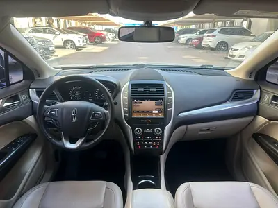 صورة 9 لـ 2019 Lincoln MKC