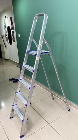 Ace Aluminium Step Ladder for Easy Reaching