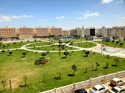 Spacious Studio||With Separate Kitchen||Centralised Ac & Gas||