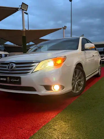 GCC Specs Toyota Avalon Limited 2011- أفالون-من المالك الأول- بحاله ممتازه