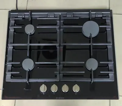 Bosch built in Gas Cooktop black look series 8 model Exellent Condition