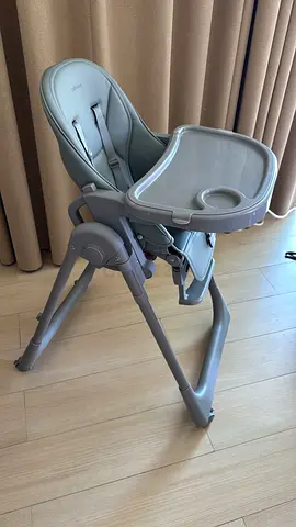 Feeding chair for babe
