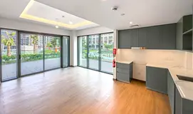 HUGE LAYOUT | BIG TERRACE | VACANT