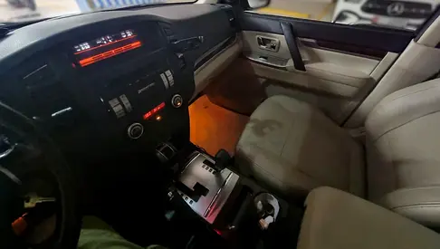 2014 Mitsubishi Pajero GCC – Good Running Condition | Priced to Sell