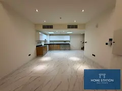 STYLISH CORNER LOFT | 3 BED + MAID’S | AVAILABLE NOW