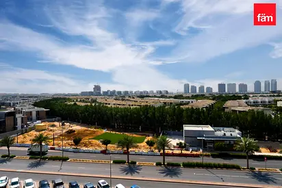 Exclusive | Bright and Modern | Vastu Unit