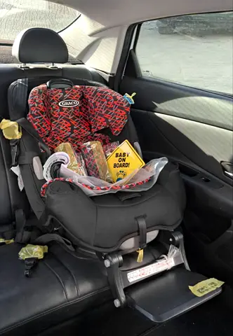 للبيع كارسيت ماركة GRACO مريح للطفل ISOFX مناسب لجميع الأعمار For sale top brand car seat