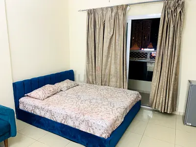 FULLY FURNISHED MASTER BEDROOM WITH BALCONY FOR COUPLE
