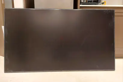 ✨ Samsung Large Screen TV – Like New! ✨  Looking for a high-quality TV to enjoy your favorite shows