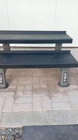 Flat Weightlifting Bench