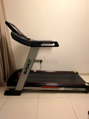 Spirit V5000 Treadmill — Used, Working Condition