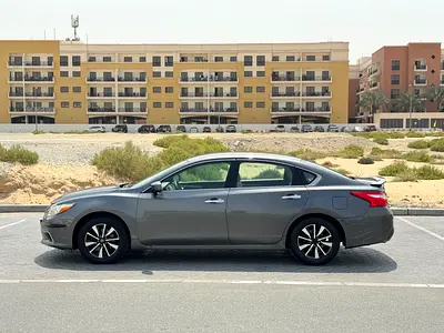 صورة 13 لـ 2017 Nissan ALTIMA