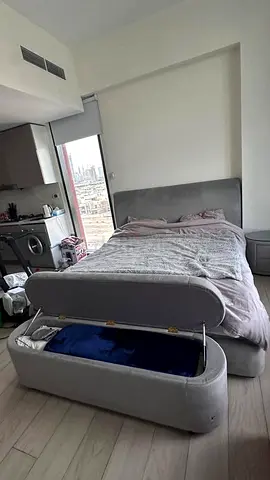 The One Brand bed Set With one side table With mattresses and box