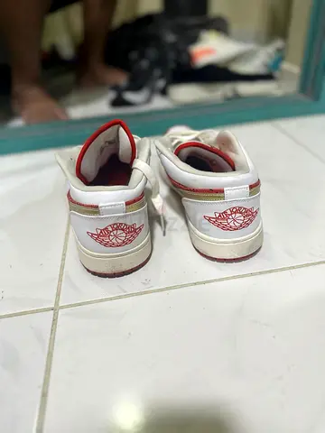 Air Jordan 1 Low White/Red Sneakers