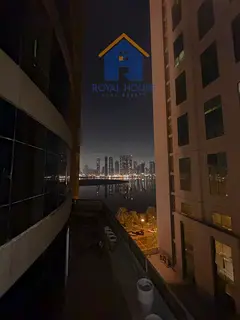 Three rooms and a living room, first row on the sea